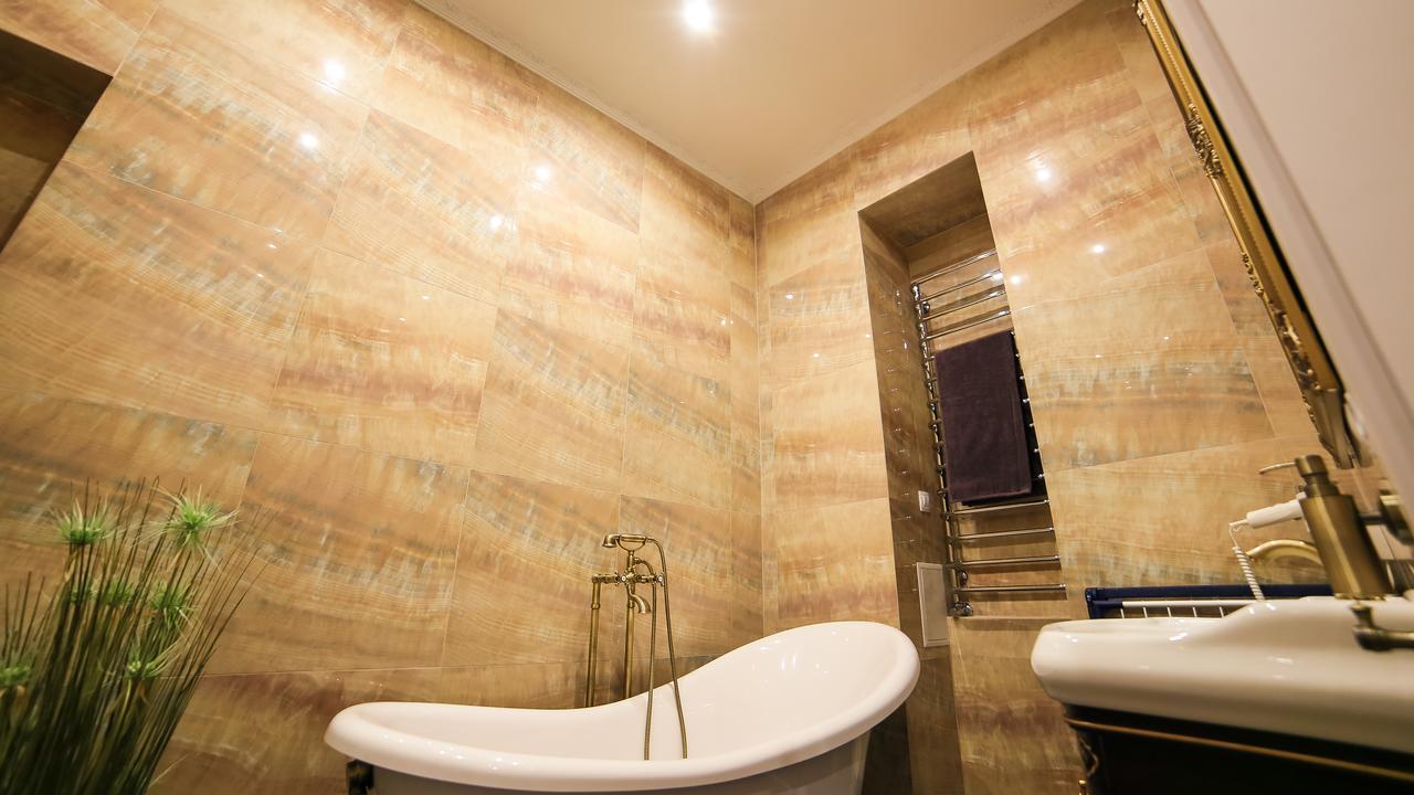 Franco Luxury Daire Lviv Dış mekan fotoğraf